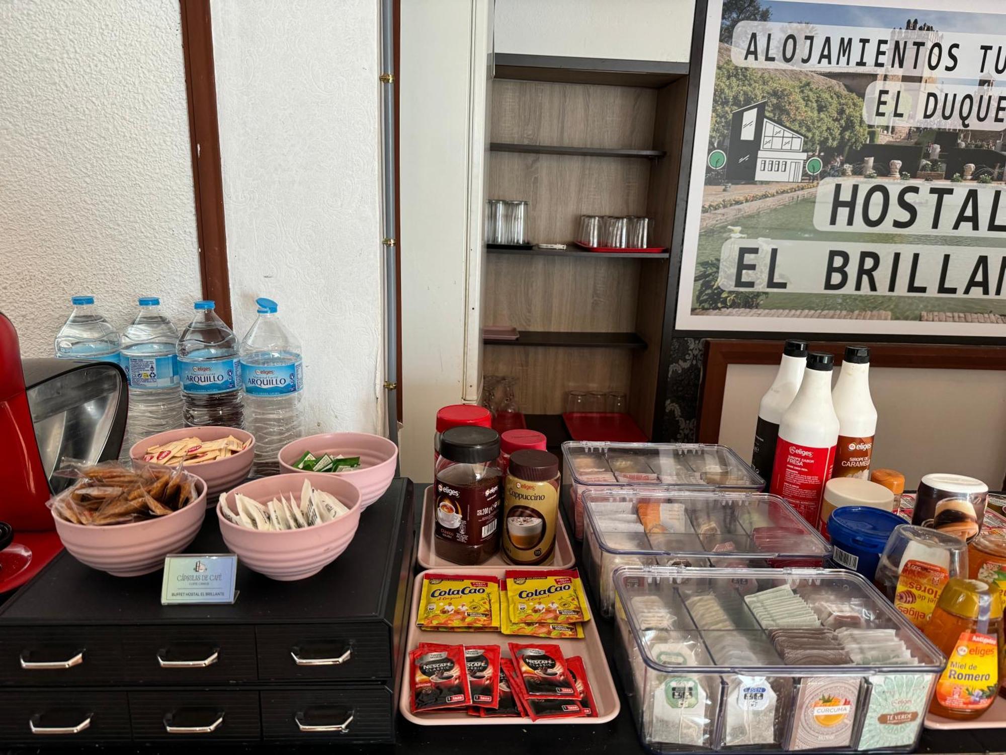 Hostal El Brillante - Alojamientos El Duque Кордоба Екстериор снимка